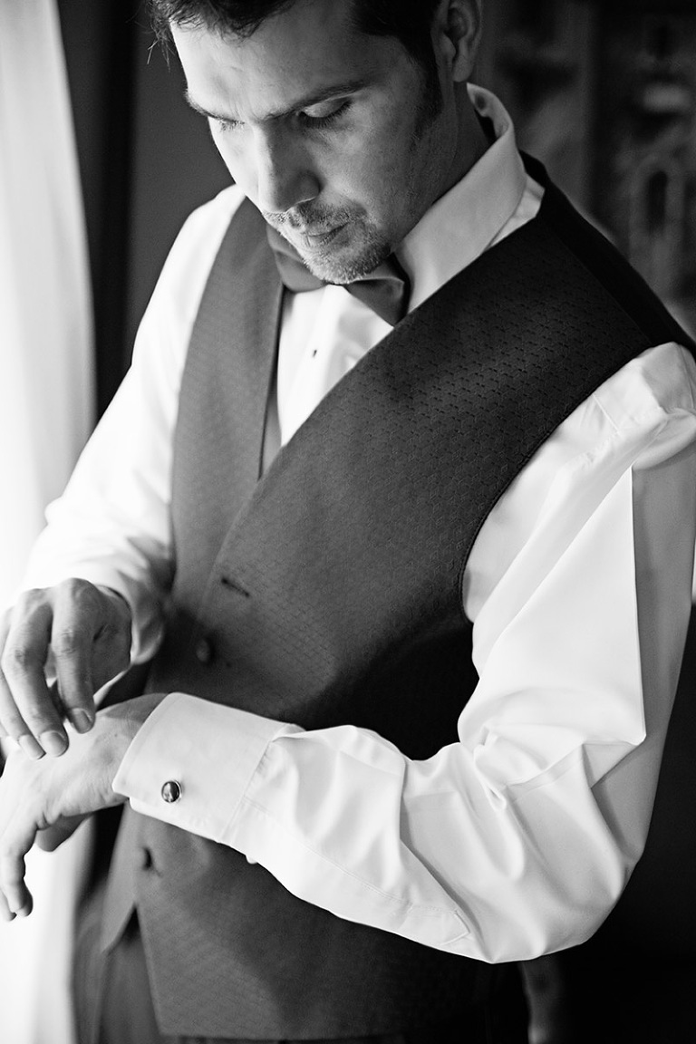 chaffy high school portraits, ontario wedding, chino hills wedding, catholic wedding, peach wedding, los serranos country club wedding, southern california wedding, so cal wedding, inland empire wedding, romantic wedding, irises designs, grey suits, elegant white bouquet, southern california wedding photographer, whittier wedding photographer