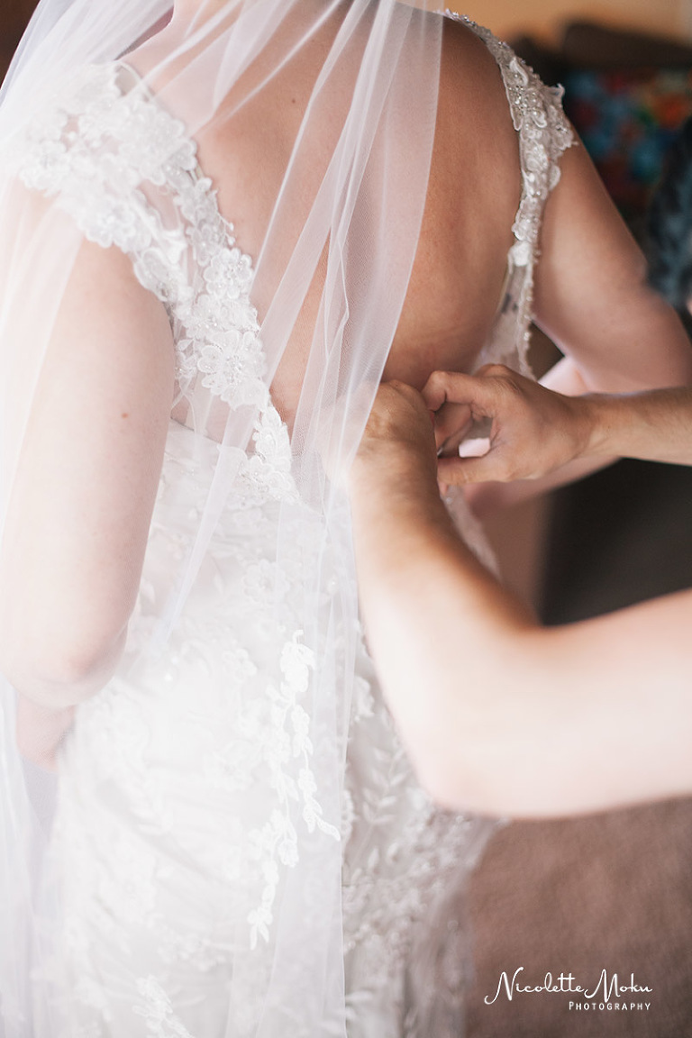 whittier wedding, whittier historic train station, whittier radisson, catholic wedding, st mary's wedding, vintage wedding, red wedding, red and grey wedding, black and white wedding photos, alley way photos, spring bouquet, romantic wedding photos