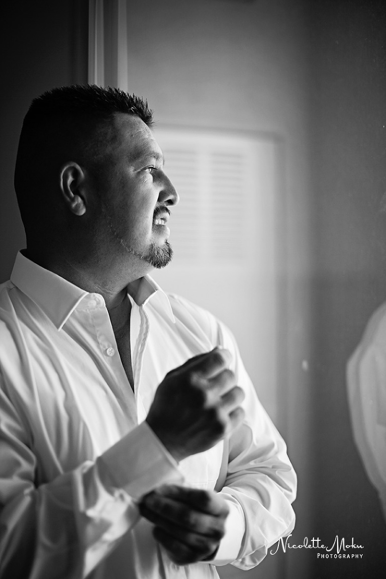 Orange county wedding, black and white wedding photos, romantic wedding, santa ana wedding, santa ana courthouse wedding, old church wedding, ballroom wedding, orange county wedding photographer, los angeles wedding photographer, paola jurado, jose leon, diy wedding invitation, santa ana train station wedding, santa ana wedding photographer