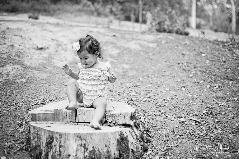 rustic child portrait, rustic park family pictures, one year old portraits, first birthday pictures, tutu birthday outfit, murphy ranch park pictures, murphy ranch child portraits, whittier family photographer, whittier child photographer, little girl 1st birthday pictures