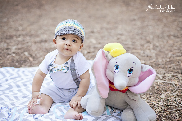 6 month old pictures, baby pictures, baby portraits, cute bow tie, murphy ranch baby pictures, murphy ranch family photos, whittier baby photographer, whittier family photographer, whittier photographer