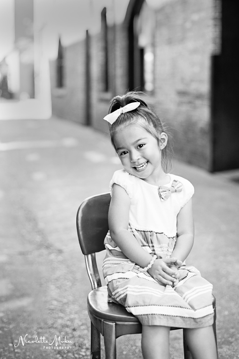 pasadena family photos, pasadena family session, pasadena family photographer, urban family photos, garden family pictures,  small children family pictures, cute family session