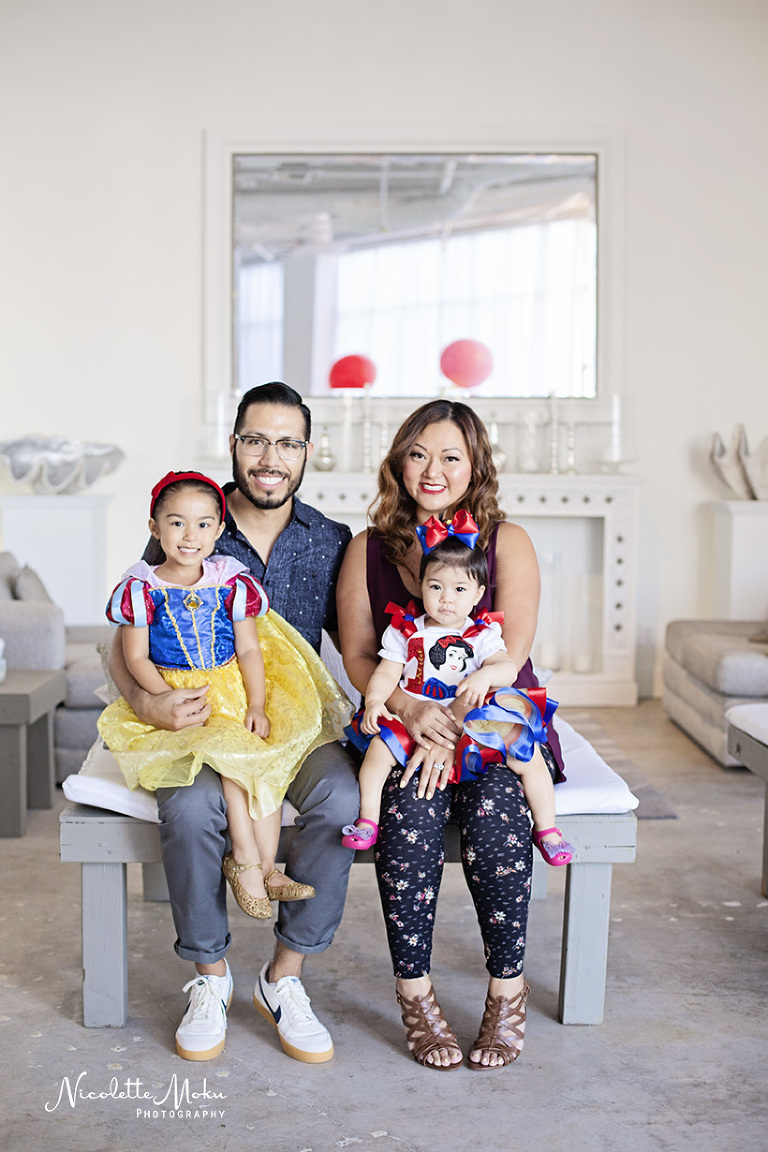 orange county birthday photographer, costa mesa birthday photographer, gray matter museum photographer, 1st birthday party photographer, family photographer, orange county family photographer, gray matter museum, gray matter museum birthday party, costa mesa birthday party, 1st birthday party, orange county 1st birthday party, snow white themed birthday party, snow white details, poison apple cupcakes, snow white princess cake, snow white macaroons, adorable 1st birthday party, cute 1st birthday party, little girl 1st birthday, super cute snow white birthday party, may marquez, ray marquez, mila's 1st birthday party, cake smash, 1st birthday party cake smash