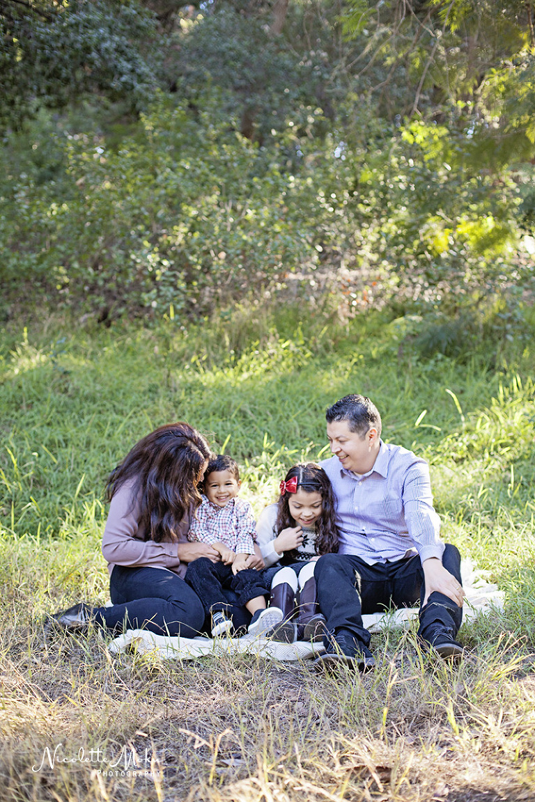 whittier family pictures, whittier family portraits, whittier family photographer, whittier photographer, murphy ranch park family pictures, murphy ranch family portraits, christmas family pictures, holiday family pictures, holiday mini session, lifestyle family session, la family photographer, orange county family photographer, los angeles family photographer