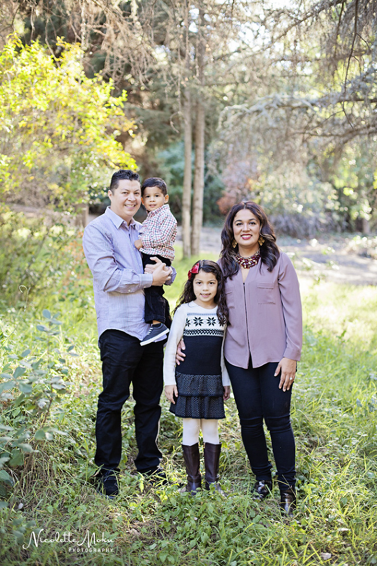 whittier family pictures, whittier family portraits, whittier family photographer, whittier photographer, murphy ranch park family pictures, murphy ranch family portraits, christmas family pictures, holiday family pictures, holiday mini session, lifestyle family session, la family photographer, orange county family photographer, los angeles family photographer