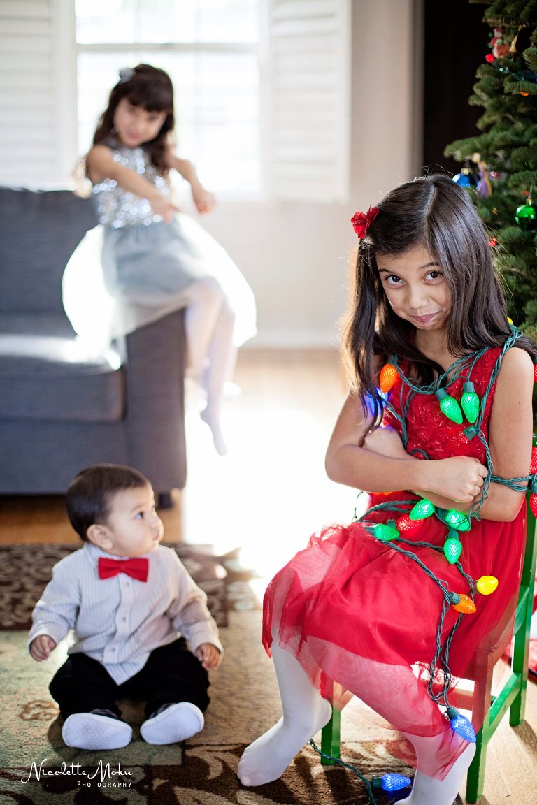 lifestyle family photos, whittier family photographer, whittier family lifestyle photographer, christmas family photos, christmas lights family photo session, whittier photographer, los angeles family photographer, la county family photographer, orange county family photographer