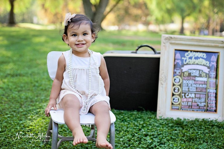 schabarum park, schabarum park portrait session, rowland heights photographer, rowland heights portrait session, little girl portraits, baby's first birthday, first birthday portraits, first birthday photos, little girls first birthday portraits, whittier photographer, whittier lifestyle photographer, whittier children's photographer, whittier family photographer, los angeles family photographer, los angeles lifestyle photographer, whimsical family photos, whimiscal family portraits, family portrait session, lifestyle family portraits, sienna