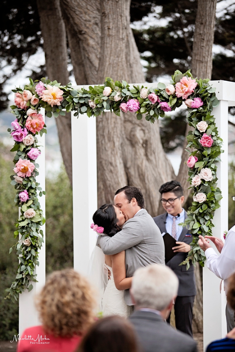 la jolla wedding, san diego wedding, la jolla outdoor wedding, southern california wedding, la jolla scripps wedding, cotton candy themed wedding, gorgeous floral decor, customized wedding decor, pink wedding, whimsical wedding, pink whimsical wedding, asian wedding, multicultural wedding, intimate outdoor wedding, orange county wedding photographer, whittier wedding photographer, whittier photographer, los angeles wedding photographer