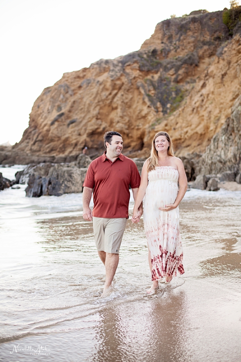 laguna beach maternity session, laguna beach, laguna beach maternity photos, laguna beach maternity portraits, orange county beach maternity, laguna beach photographer, bikini maternity photos, whittier photographer, whittier maternity photographer