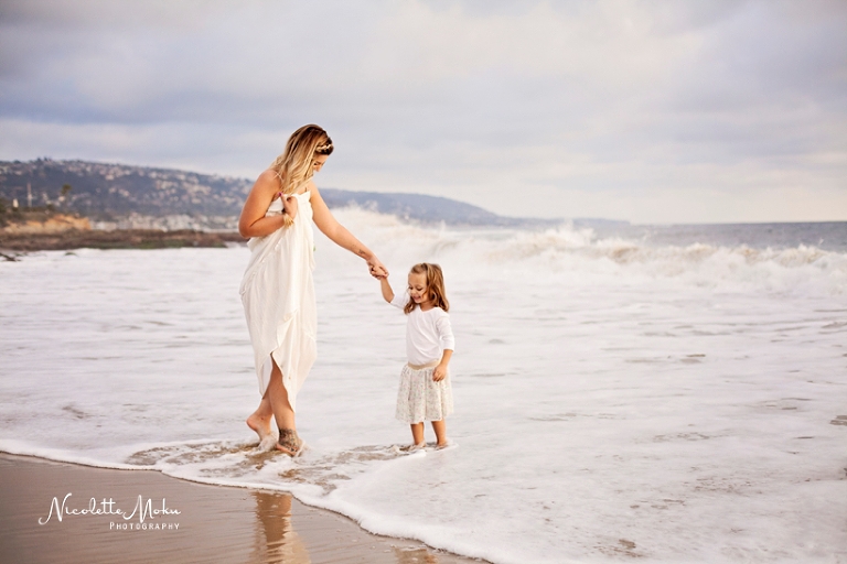 laguna beach family session, laguna beach family portraits, beach family portraits, beach family photos, orange county beach portraits, lifestyle family photos, lifestyle family photos, family photographer, orange county family photographer, whittier photographer, whittier family photographer