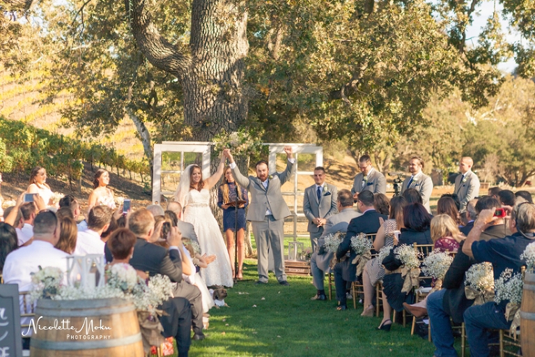 triunfo vineyard wedding, agoura hills wedding, winery wedding, malibu winery wedding, rustic wedding, southern california wedding, socal wedding, blush wedding, diy wedding, oak tree wedding, feathered arrow events, kreative hands, nicolette moku photographer, whittier photographer, los angeles wedding photographer, whittier wedding photographer, orange county wedding photographer, natural light wedding photographer