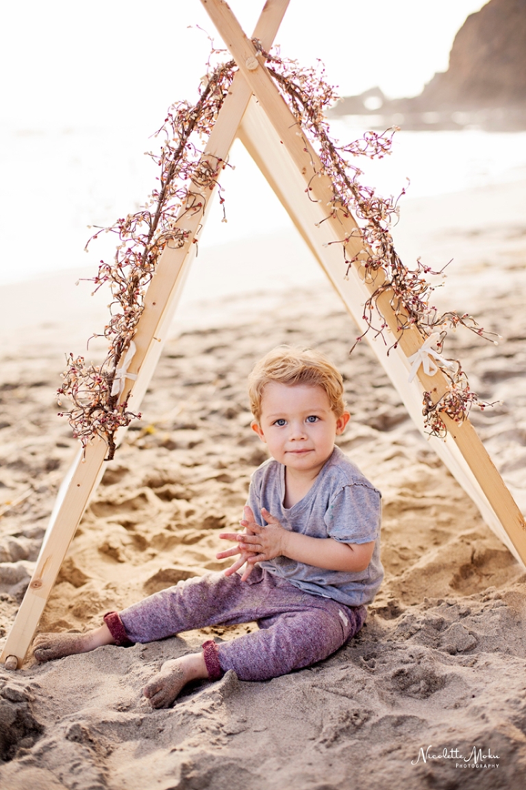 laguna beach family portraits, beach family photos, beach family pictures, lifestyle beach photos, laguna beach portraits, whittier photographer, whittier family photographer, whittier maternity photographer, orange county beach session, orange county beach family photos