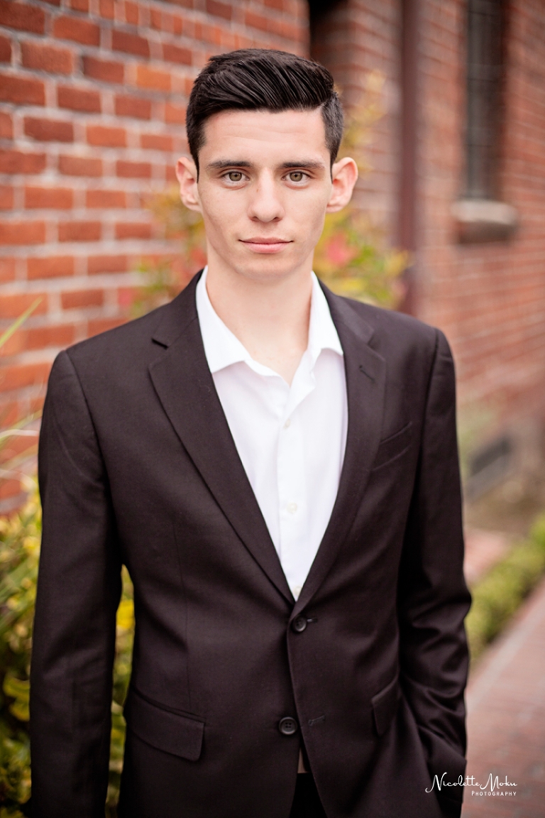 senior portraits, graduation photos, graduation portraits, graduate portraits, teen portraits, lifestyle portraits, fullerton photos, fullerton senior photos, fullerton photographer, fullerton family photographer, whittier photographer, whittier family photographer, whittier senior photographer, whittier lifestyle photographer, outdoor photographer, natural light photographer