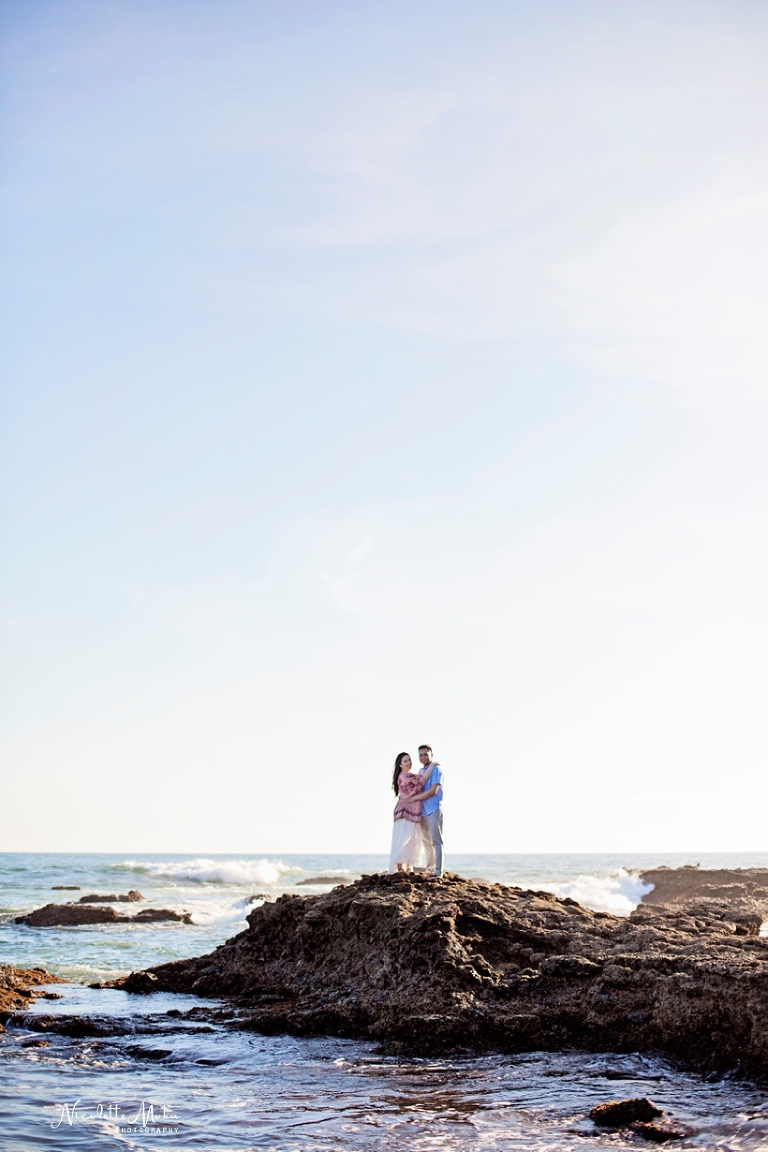 laguna beach engagement session, laguna beach portraits, beach engagement, southern california engagement, beach engagement, whittier photographer, whittier engagement photographer, whittier wedding photographer, lifestyle photographer, natural light photographer, romantic portraits, sunset engagement
