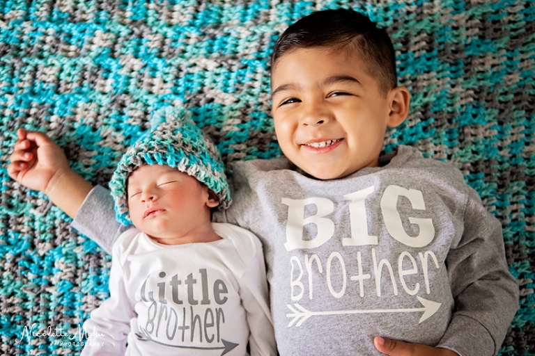 family portraits, lifestyle family photos, lifestyle family portraits, in home family photos, family photos at home, family portraits at home, family photographer, whittier family photographer, whittier lifestyle photographer, la family photographer, la family lifestyle photographer, natural light photographer