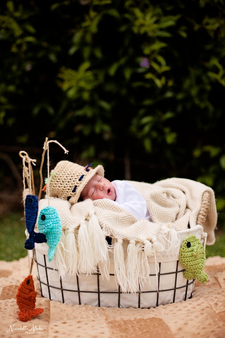 family portraits, lifestyle family photos, lifestyle family portraits, in home family photos, family photos at home, family portraits at home, family photographer, whittier family photographer, whittier lifestyle photographer, la family photographer, la family lifestyle photographer, natural light photographer