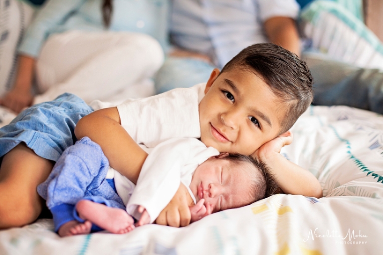 family portraits, lifestyle family photos, lifestyle family portraits, in home family photos, family photos at home, family portraits at home, family photographer, whittier family photographer, whittier lifestyle photographer, la family photographer, la family lifestyle photographer, natural light photographer