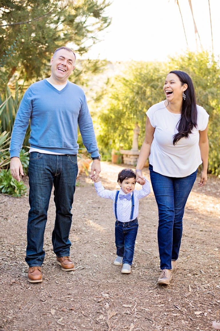 lifestyle family portraits, natural light family photos, pasadena family photos, whittier family photos, whittier family photographer, natural light family photographer, whittier lifestyle photographer