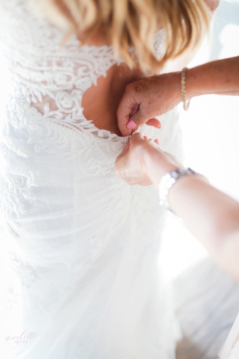 laguna beach wedding, playful wedding, beach wedding, oc beach wedding photographer, laguna beach wedding photographer, seven4one hotel wedding, cargo creative floral designs, badgley mishka wedding dress, designer wedding gown, vibrant wedding, fun wedding design, sunset beach wedding photos, whittier wedding photographer,