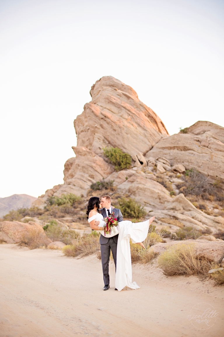 vasquez rocks wedding, desert wedding, sunset wedding photos, nicolette moku photography, lifestyle wedding photos, natural light photography, vasquez rocks engagement session, vasquez rocks portraits, desert portraits, desert couple portraits, whittier photographer, whittier wedding photographer