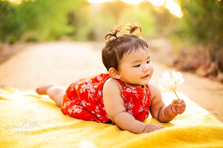 baby portraits, baby photography, baby pictures, 6 month baby portraits, outdoor family photos, outdoor baby portraits, nature, whittier family photographer, whittier family photos, outdoor family photos in whittier, whittier photographer