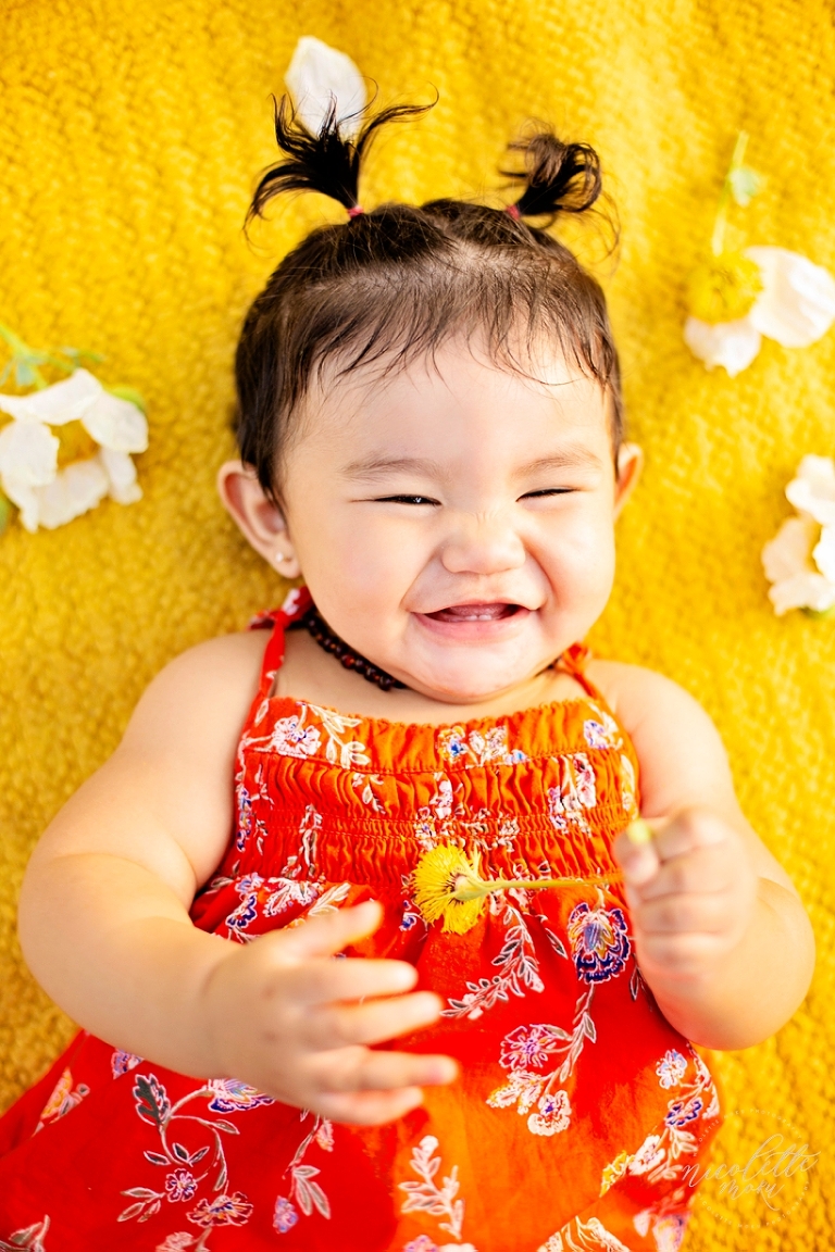 baby portraits, baby photography, baby pictures, 6 month baby portraits, outdoor family photos, outdoor baby portraits, nature, whittier family photographer, whittier family photos, outdoor family photos in whittier, whittier photographer