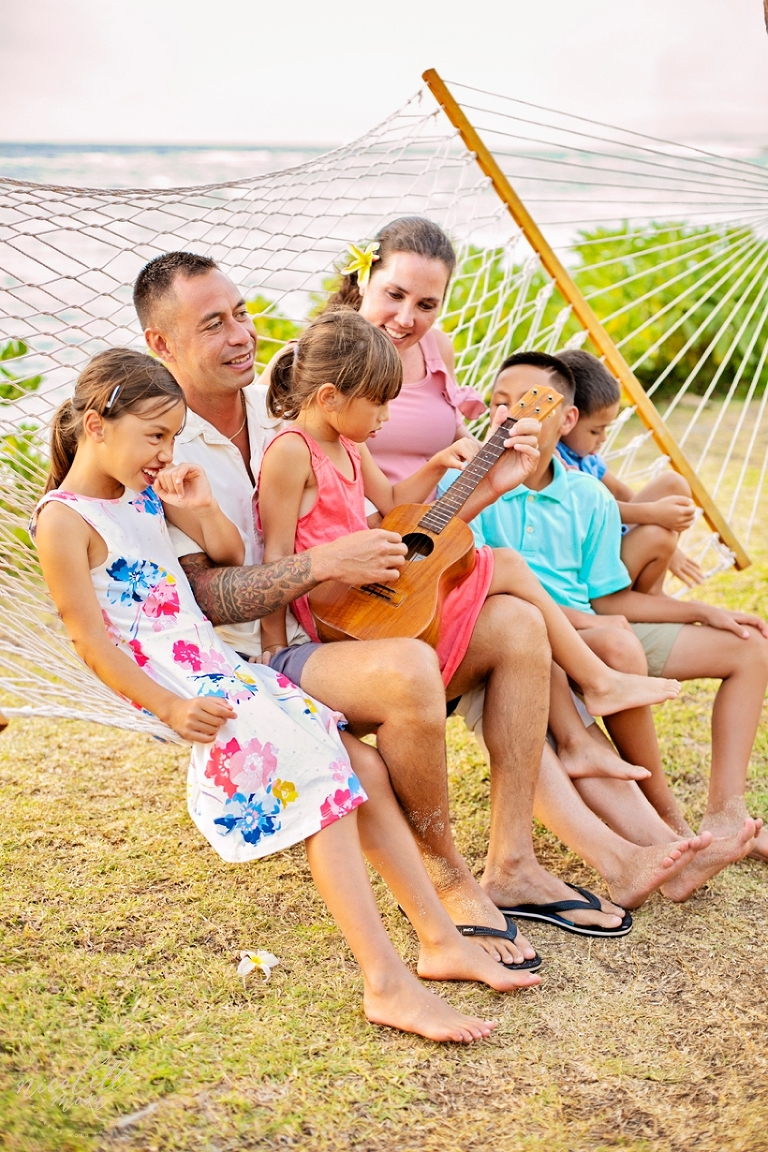 oahu family portraits, whittier family photographer, destination photographer, destination wedding photographer, hawaii family photos, oahu family photos, hawaii beach portraits, oahu beach portraits, mokuleia family photos, 