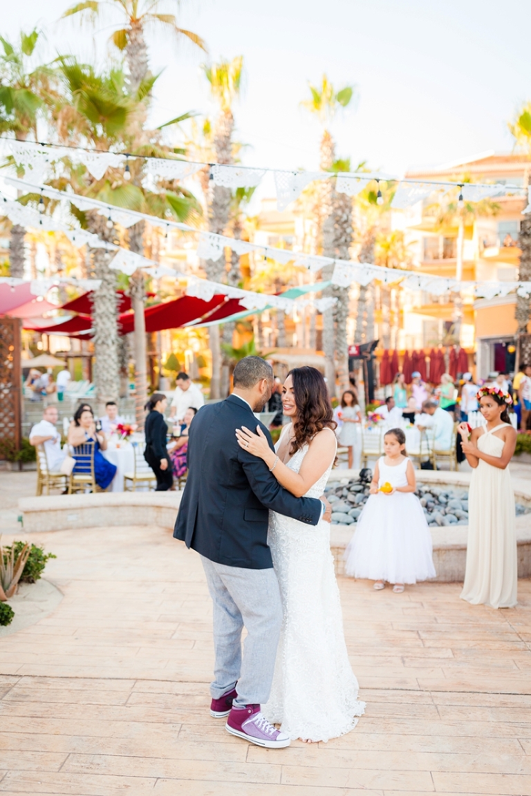 cabo san lucas wedding, cabo wedding, cabo destination wedding, mexico destination wedding, mexican destination wedding, beach wedding, modern wedding, chic beach wedding, chic tropical wedding, mexican tropical wedding