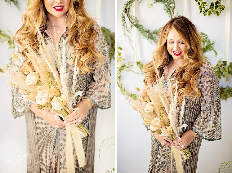 holiday mini session, indoor whittier family session, indoor family portraits, curated photos, twig and vine florals, twig and vine florals photos, floral portraits, family photos with flowers, indoor lifestyle photos, whittier portraits, whittier family photographer, whittier lifestyle photographer