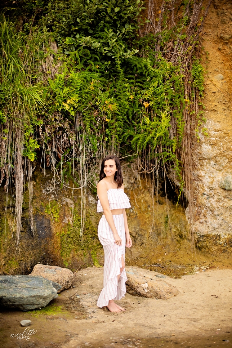 senior portraits, graudation photos, graduation portraits, beach graduation photos, beach senior photos, lifestyle graduation photos, lifestyle graduation portraits, laguna beach graduation photos, lifestyle portraits, whittier graduation photographer, whittier senior portrait photographer, whittier photographer, whittier family photographer, graduation session, senior portrait session