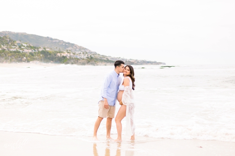 laguna beach maternity session, beach maternity session, southern california beach maternity session, lifestyle maternity session, whittier maternity photographer, whittier family photographer