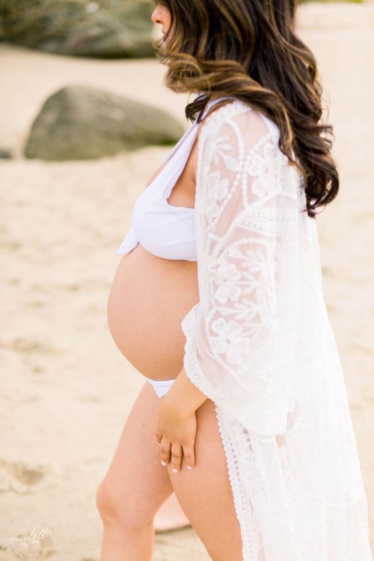 laguna beach maternity session, beach maternity session, southern california beach maternity session, lifestyle maternity session, whittier maternity photographer, whittier family photographer