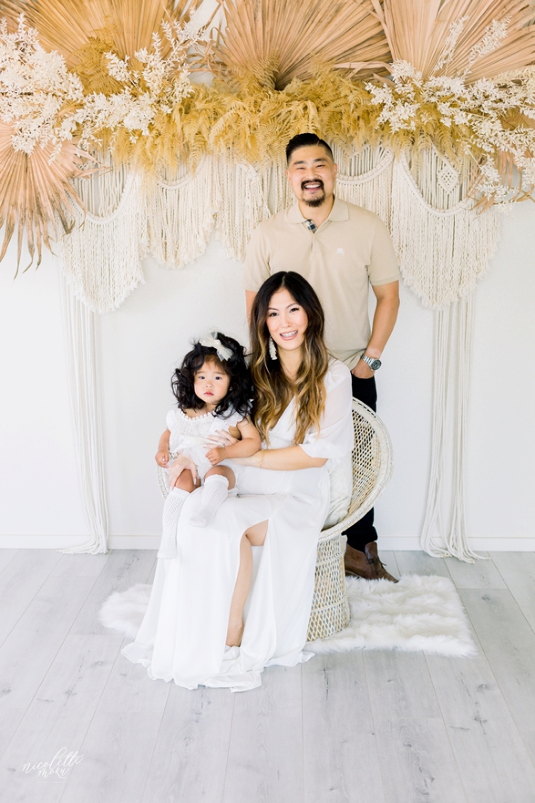 studio family photos, studio family portraits, studio maternity shoot, sudio maternity shoot, modern studio portraits, boho studio portraits, boho maternity studio session, whittier studio portraits