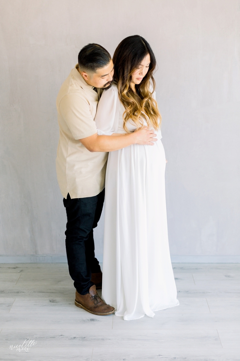 studio family photos, studio family portraits, studio maternity shoot, sudio maternity shoot, modern studio portraits, boho studio portraits, boho maternity studio session, whittier studio portraits