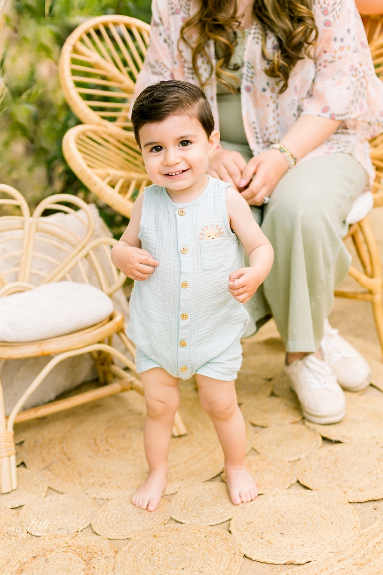 mommy and me session, spring mini session, styled spring session, outdoor family pictures, contemporary family pictures, daisy rattan chair, drea designs, balloon garland, mommy and baby photos, mothers day pictures, whittier photographer, whittier family photographer