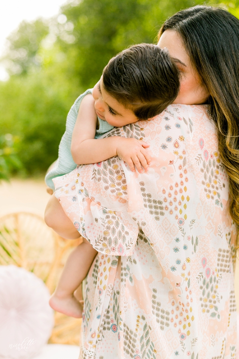 mommy and me session, spring mini session, styled spring session, outdoor family pictures, contemporary family pictures, daisy rattan chair, drea designs, balloon garland, mommy and baby photos, mothers day pictures, whittier photographer, whittier family photographer